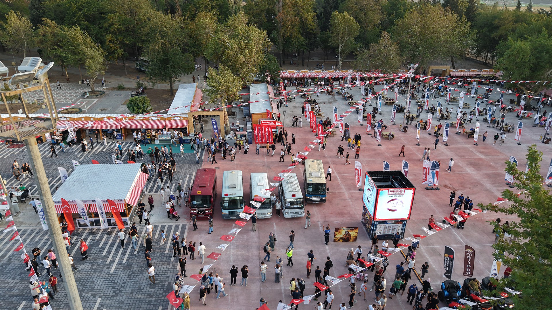 Thumbnail Eski Dolmuşlar (1)