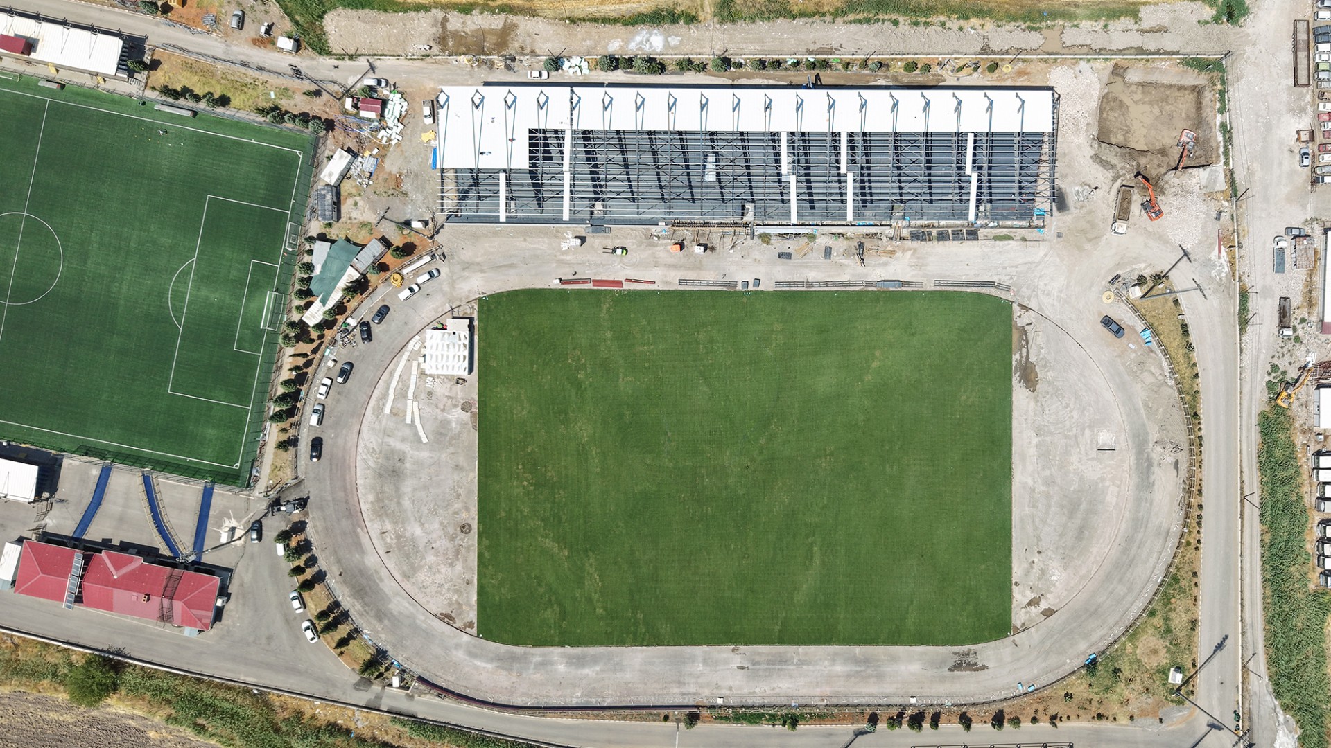 Thumbnail Futbol Sahası (9)