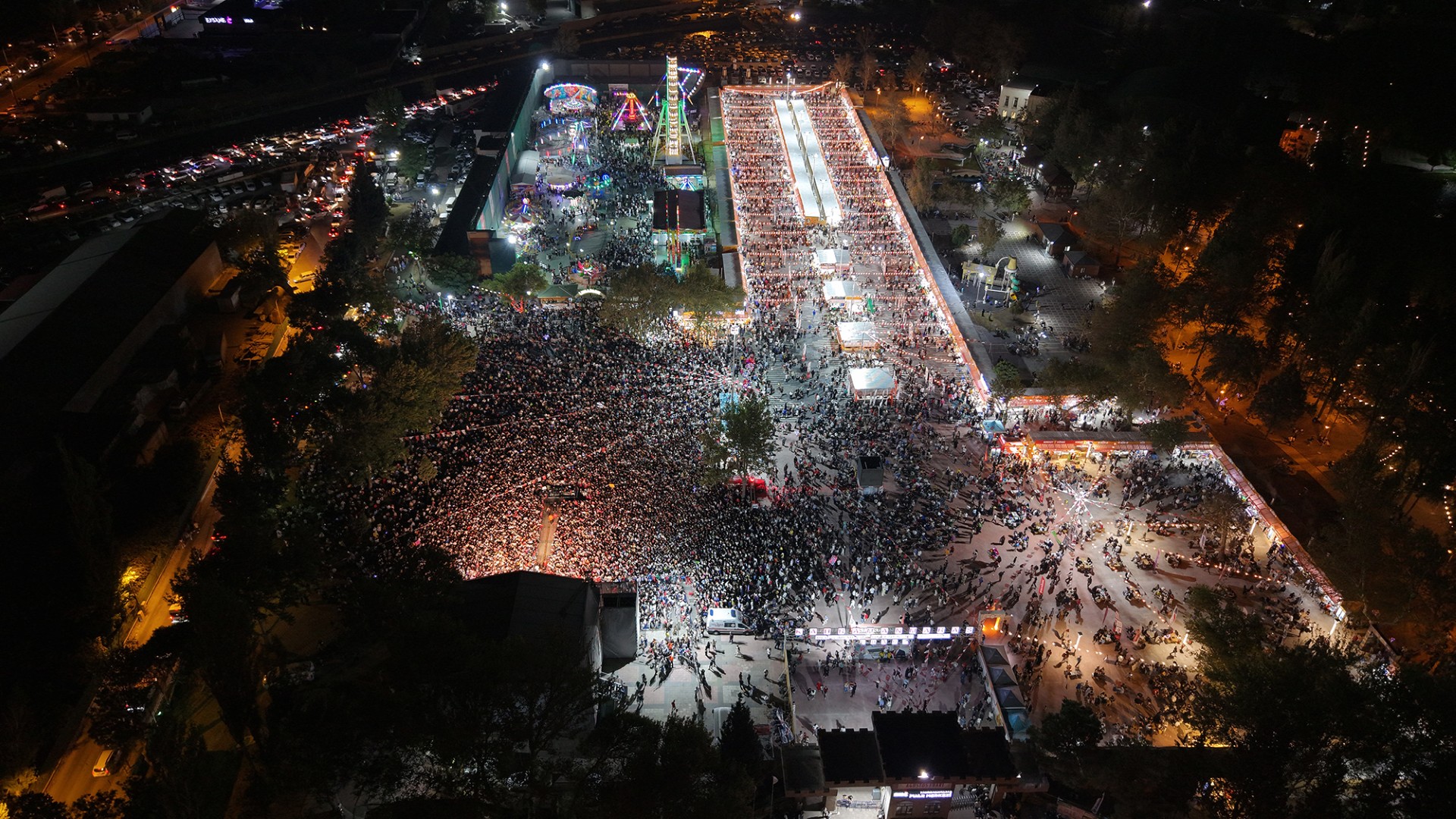 Thumbnail Gökhan Türkmen Konseri (2)