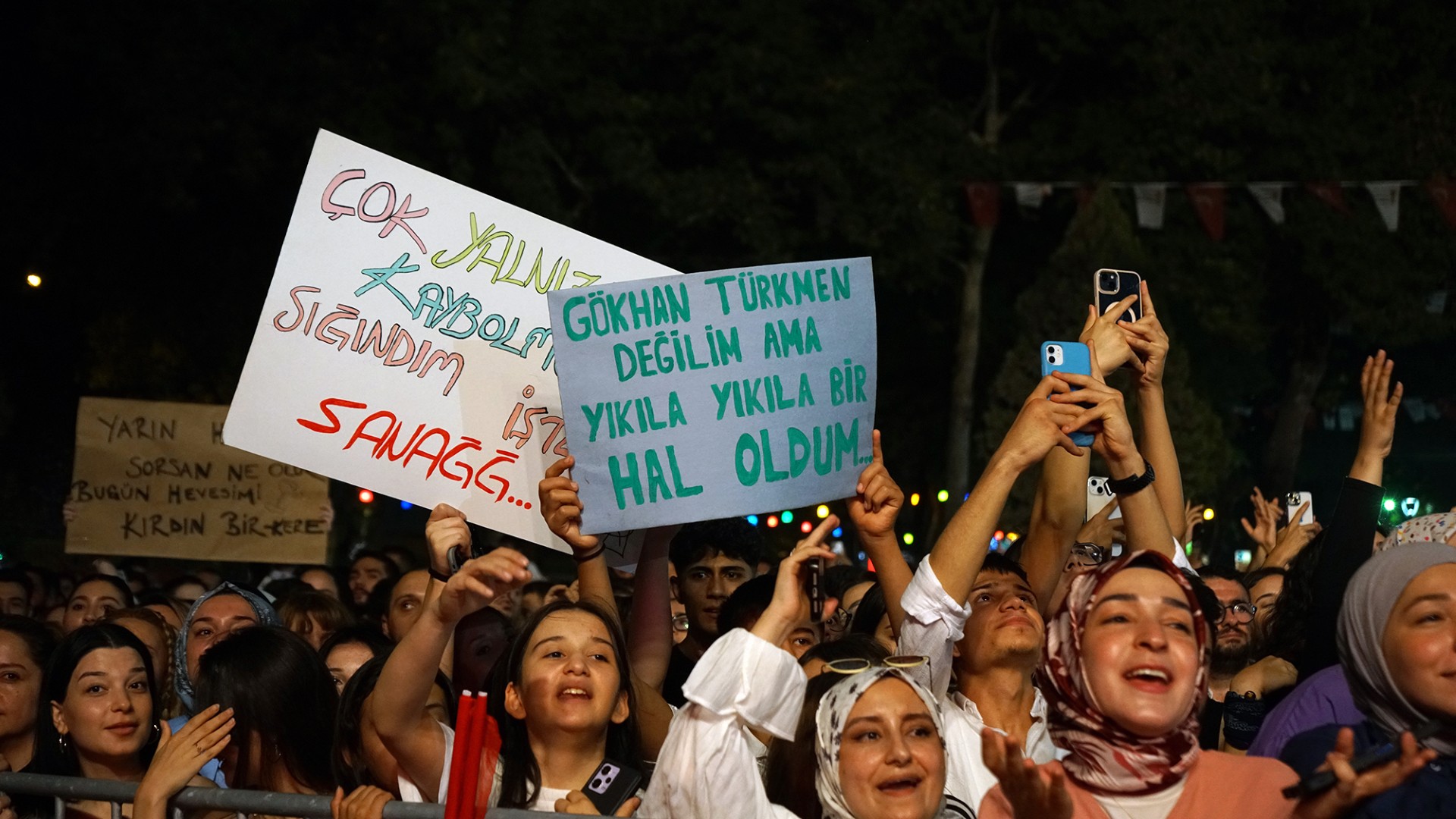 Thumbnail Gökhan Türkmen Konseri (6)