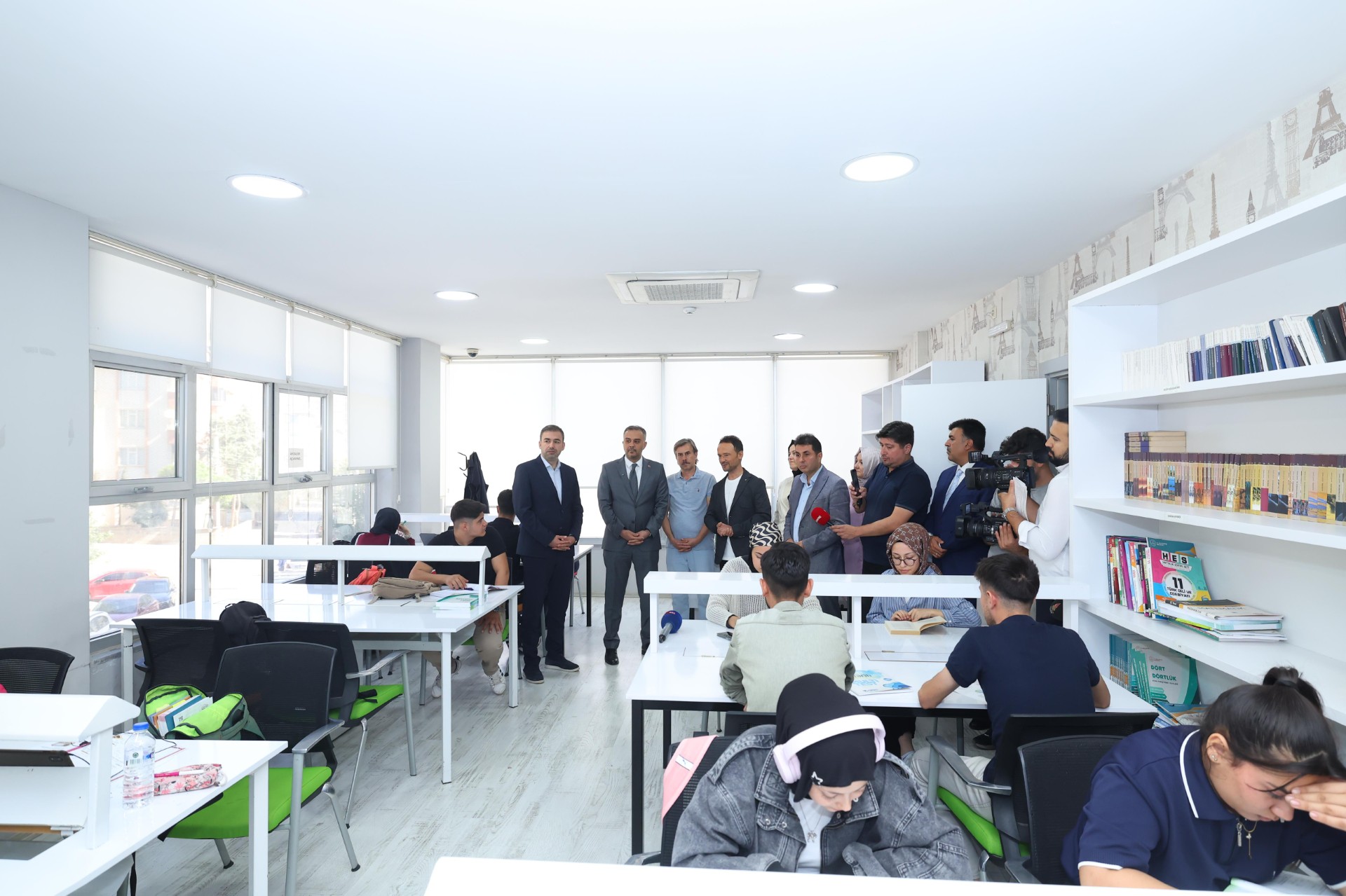 Thumbnail Whatsapp Image 2025 09 24 At 11.47.27 (2)