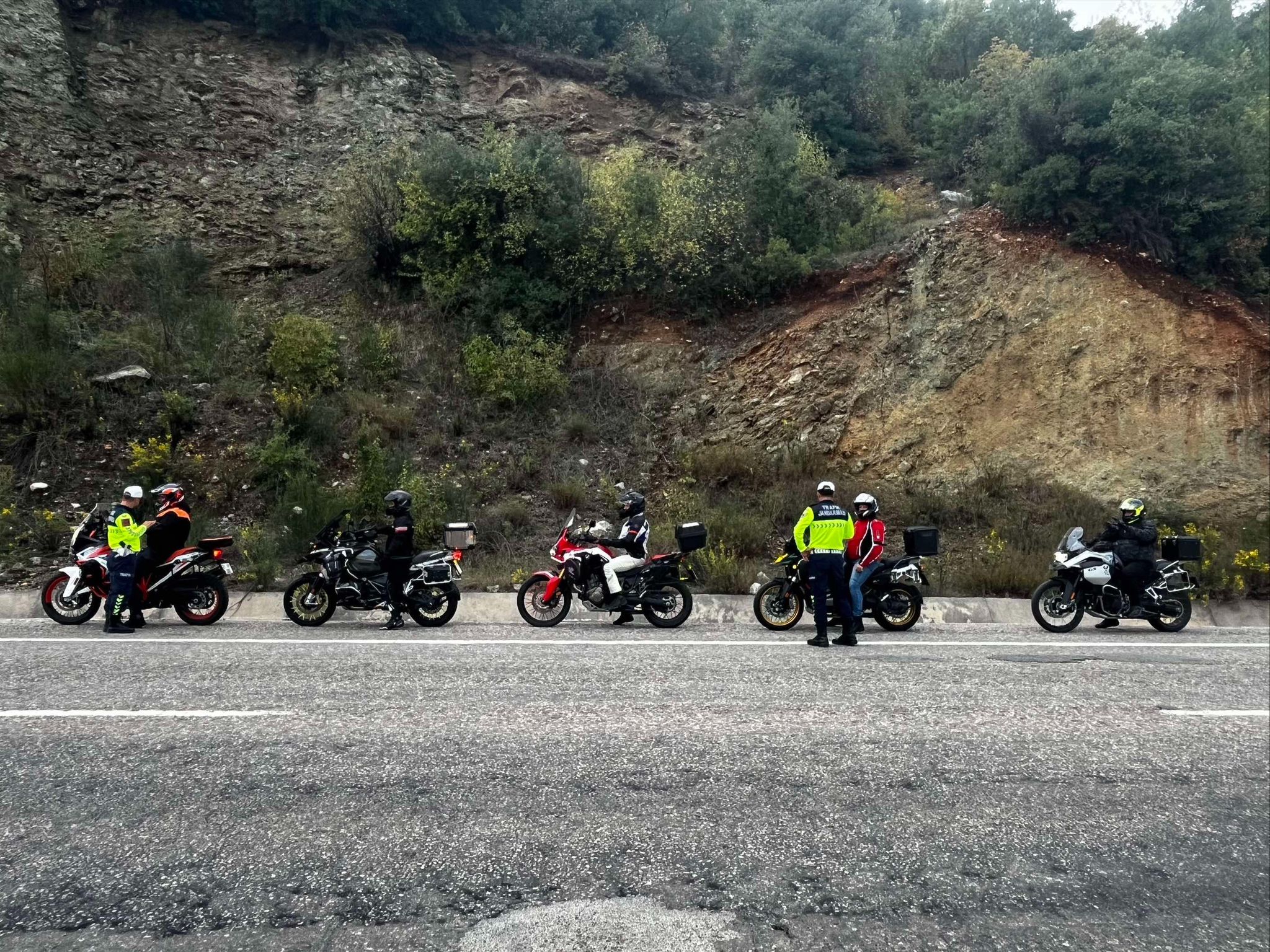 67E9C2D6 0Ebe 48F9 9726 965F1758Ee04