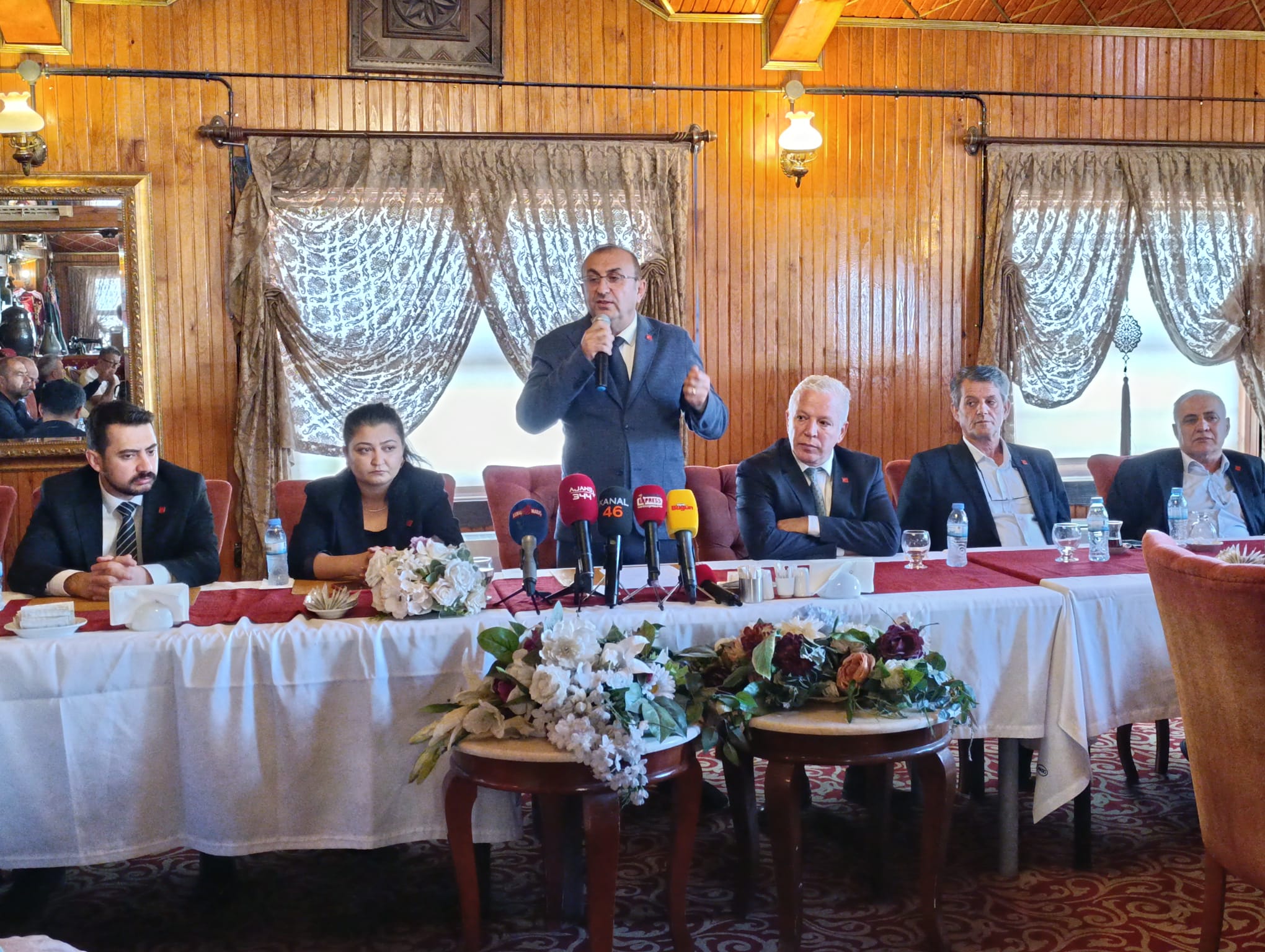 C2B440C8 47A1 4578 B505 C92Fe20B8650-1