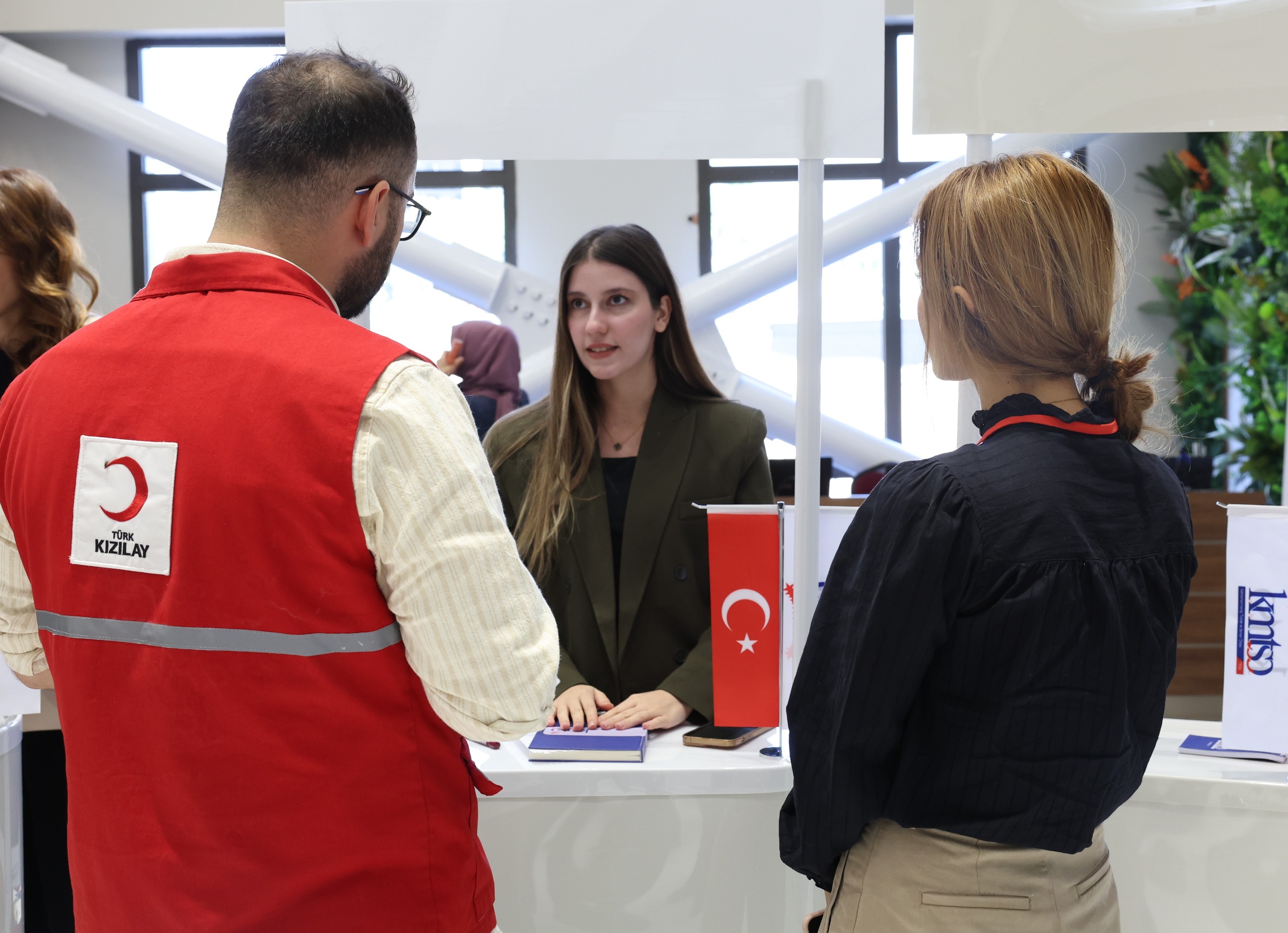 C8016E31 Cd80 4A3F 945A 08E15B5Cf58E