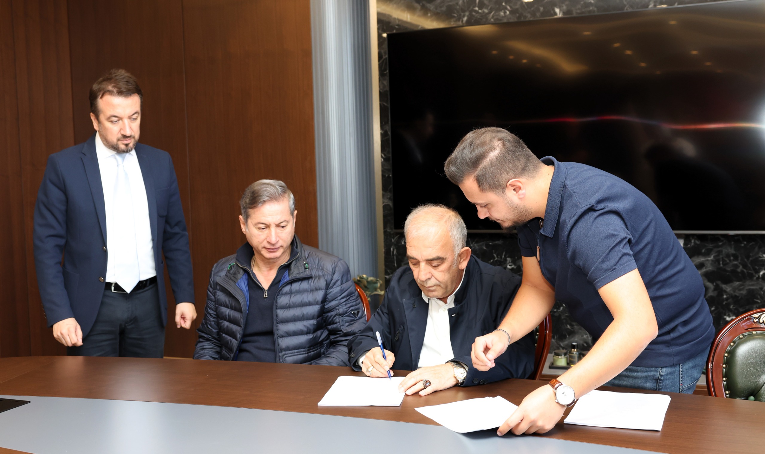 Whatsapp Image 2025 10 30 At 15.15.46 (1)