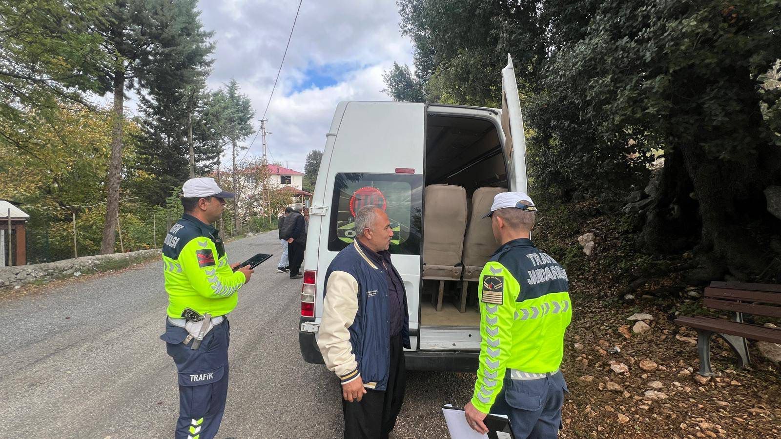 Ff591A9F 33Ef 4C37 85Ce 90B52C5Daf9F