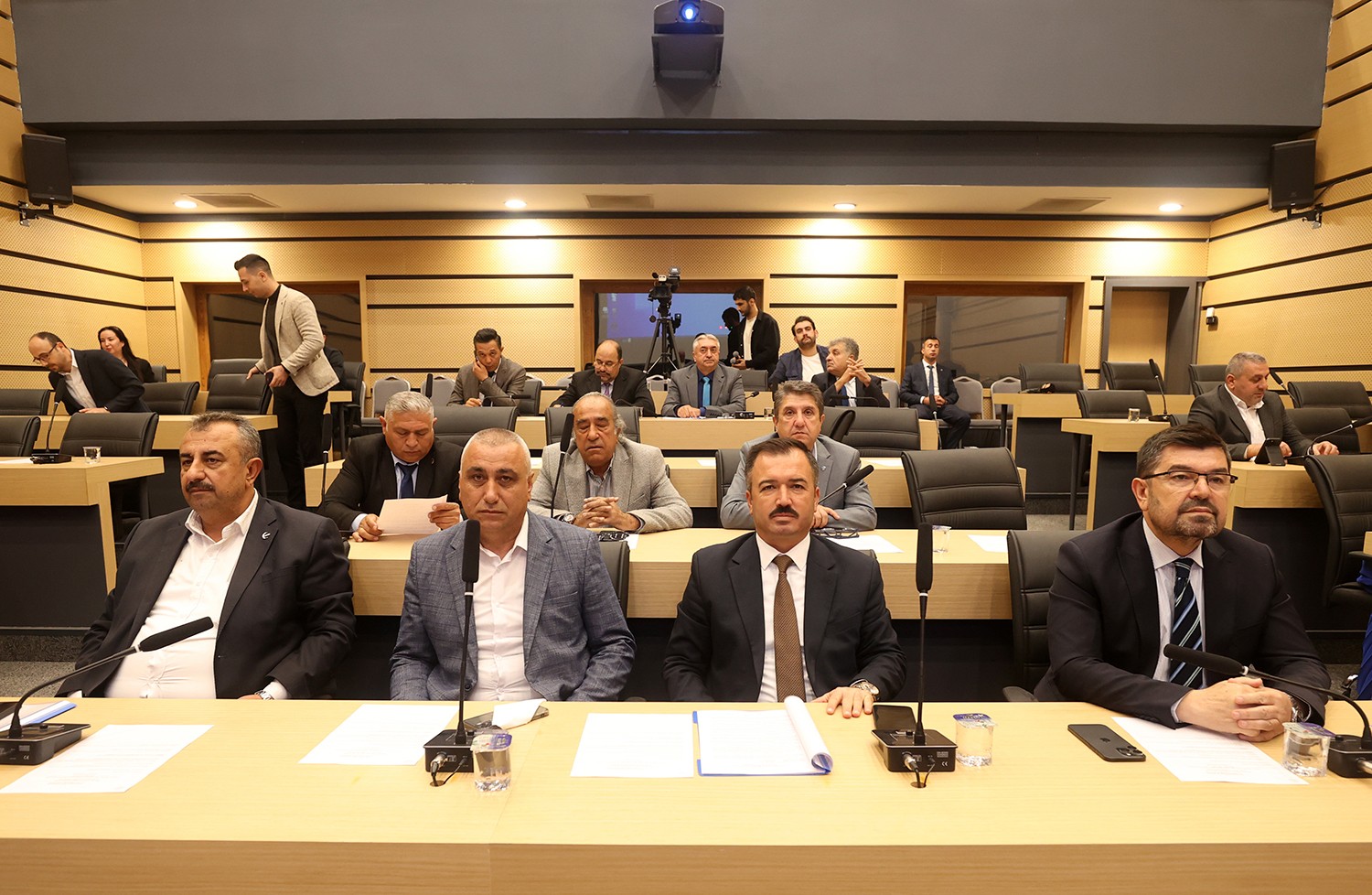 Thumbnail N S R T8584