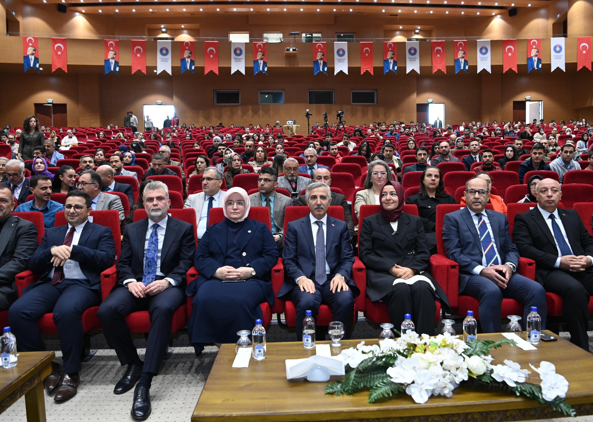 Thumbnail Sosyal Ve Beşerî Bilimler Akademisi (4)