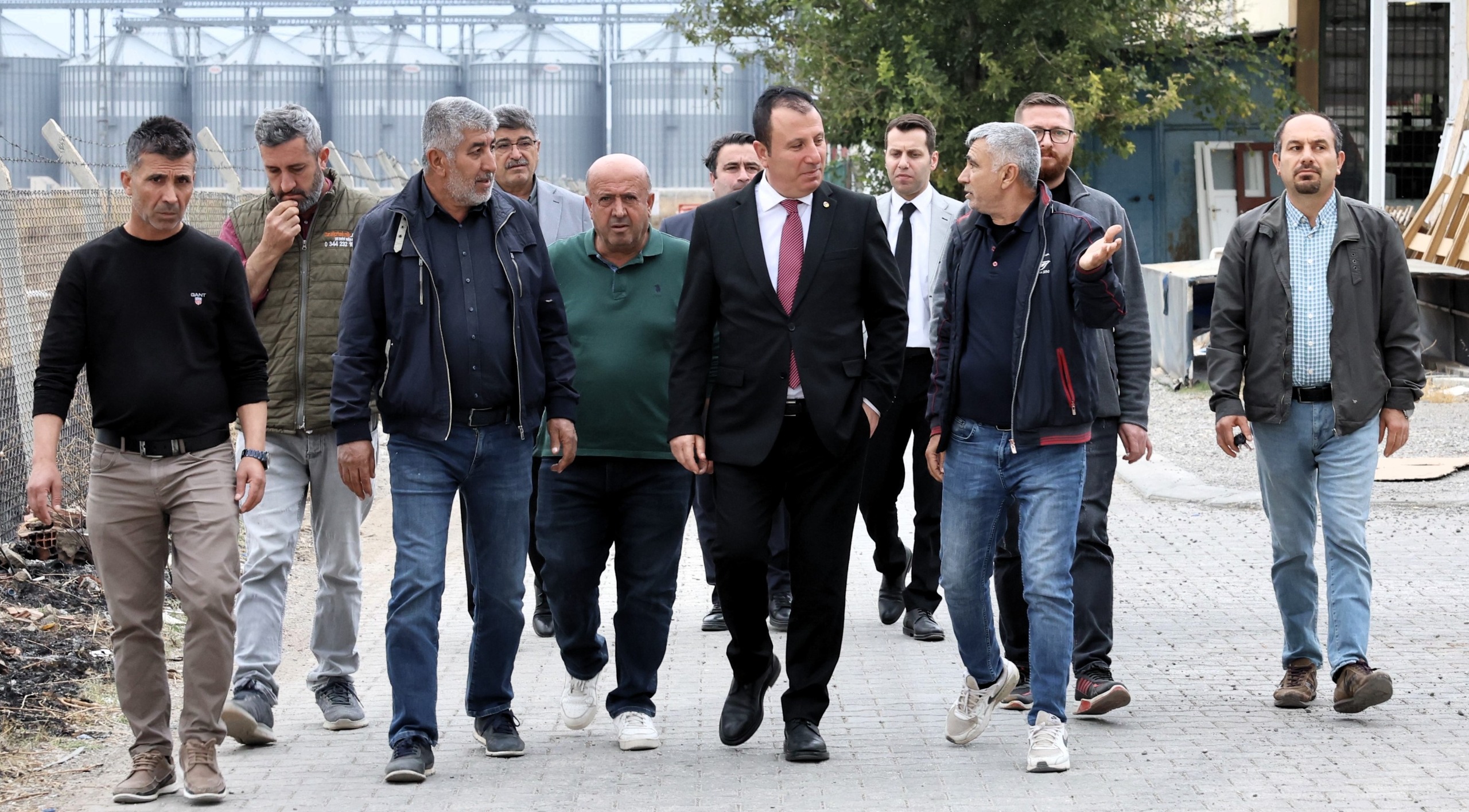 Whatsapp Image 2025 11 12 At 15.10.06