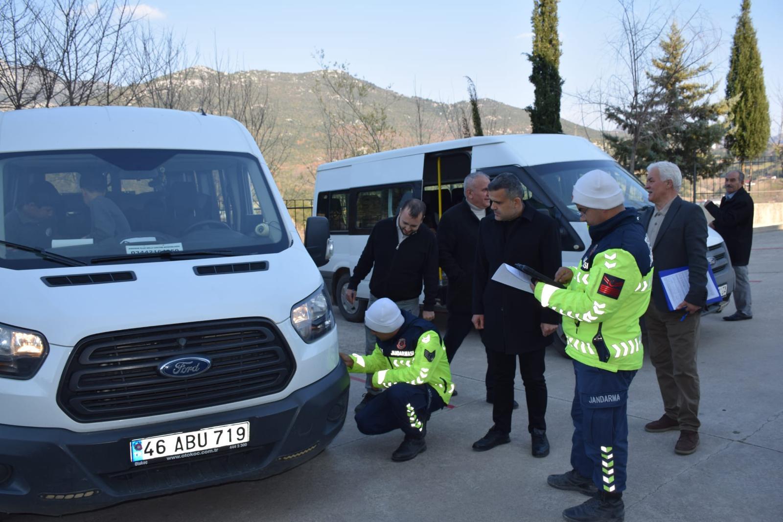 B3Fe53B1 2850 418B 8D7A 5F4D259B3Fc5