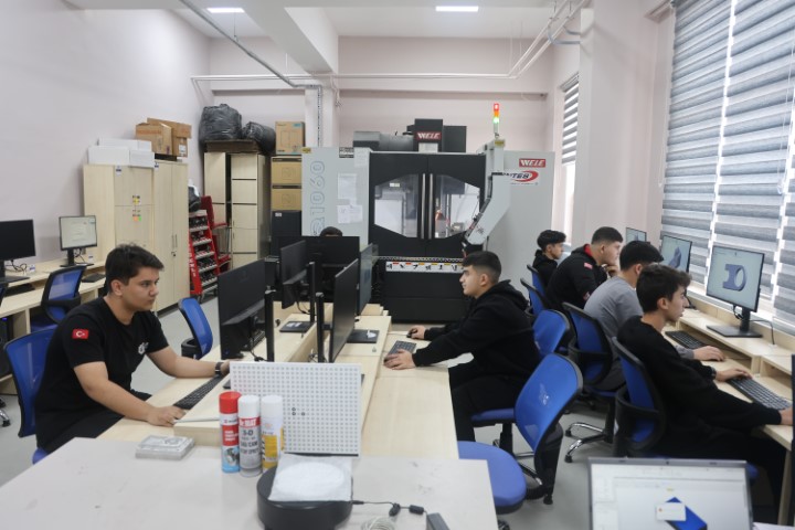 Aw621336 02 1768545103