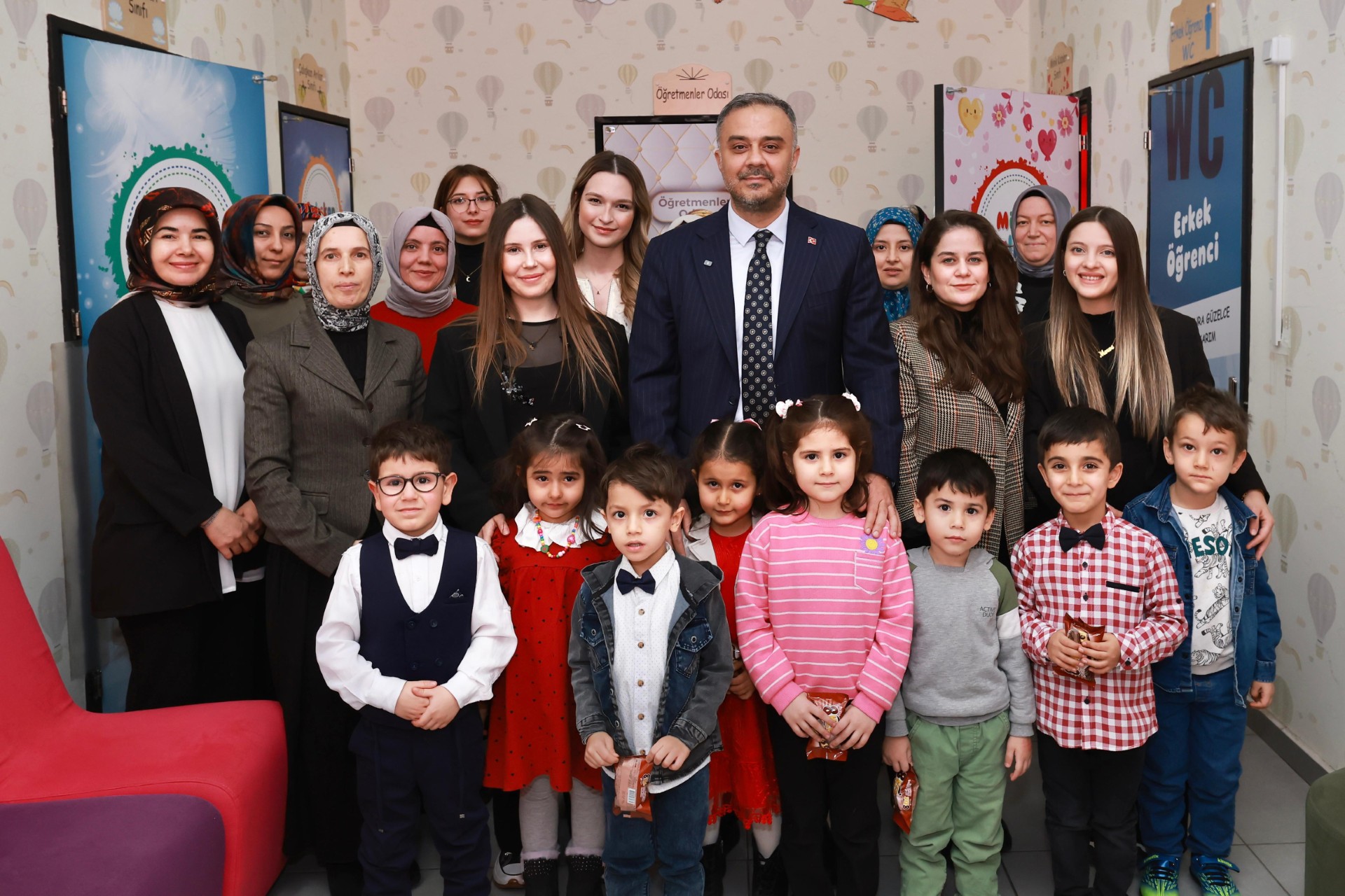 F0B2785B 6De4 4448 816A 54Ece0Aa2D4E