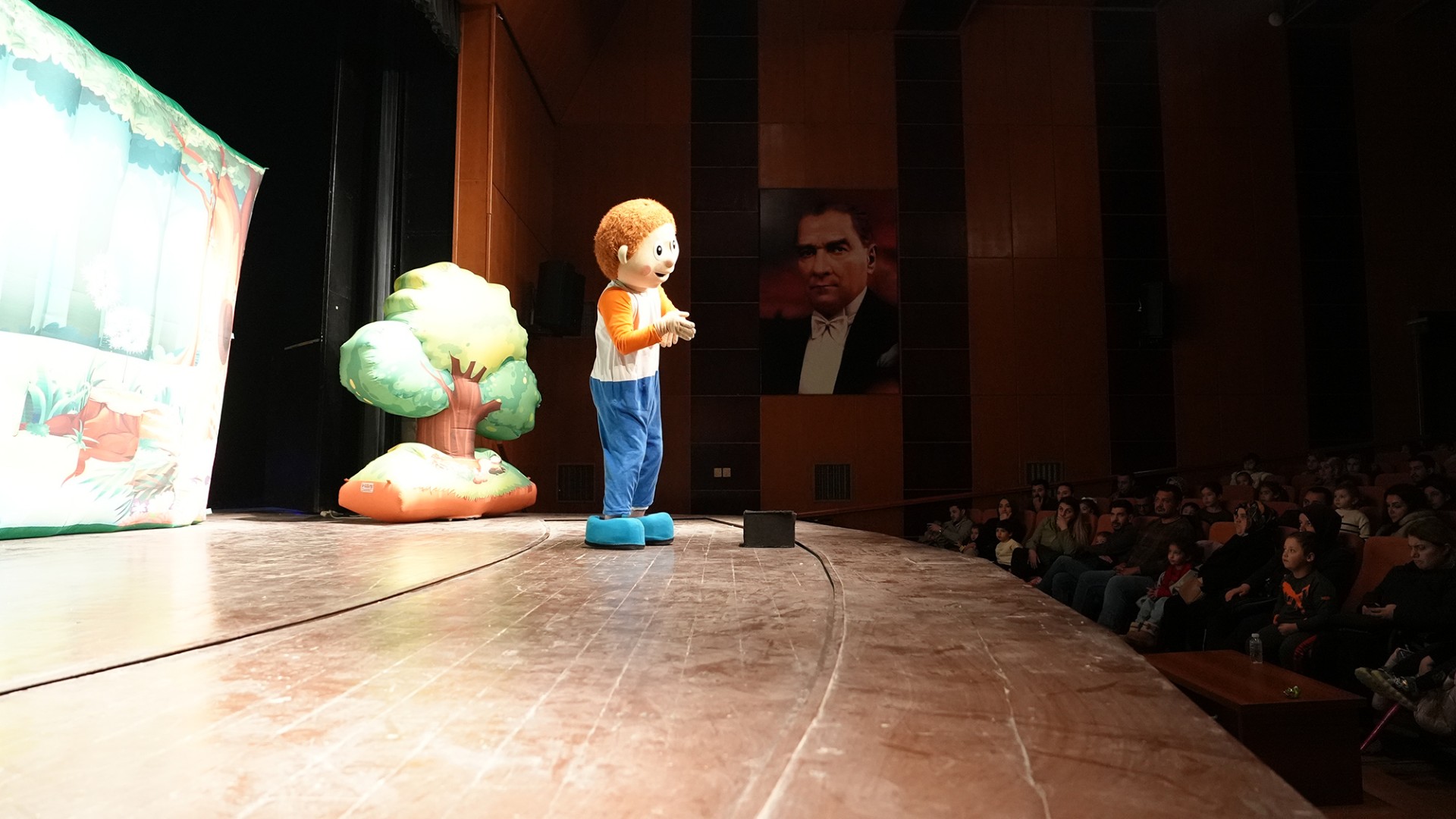 Thumbnail Çocuk Tiyatrosu (6)