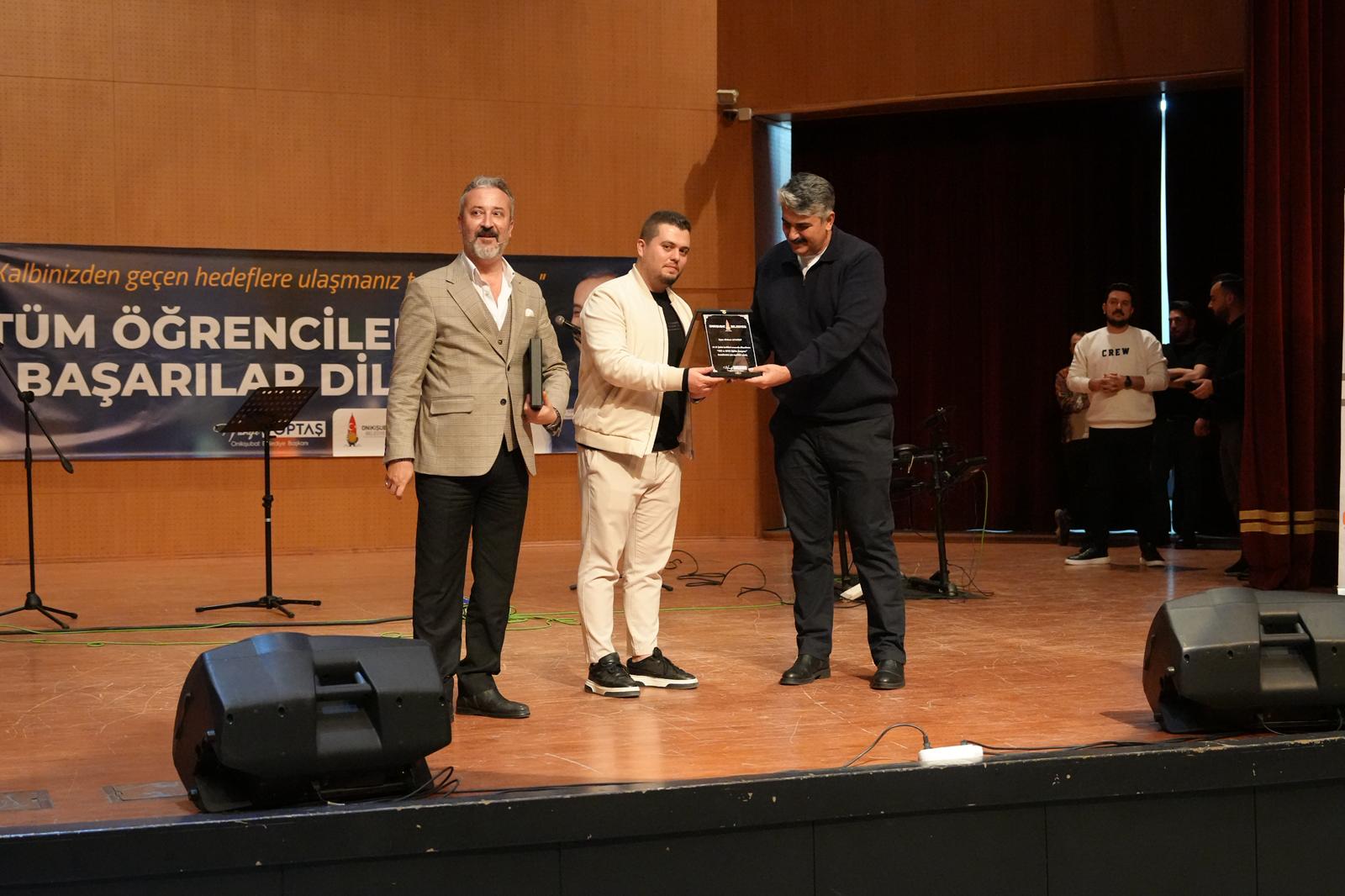 C41Ad0Cb 62Eb 41De Af5C 499Ce65A960F