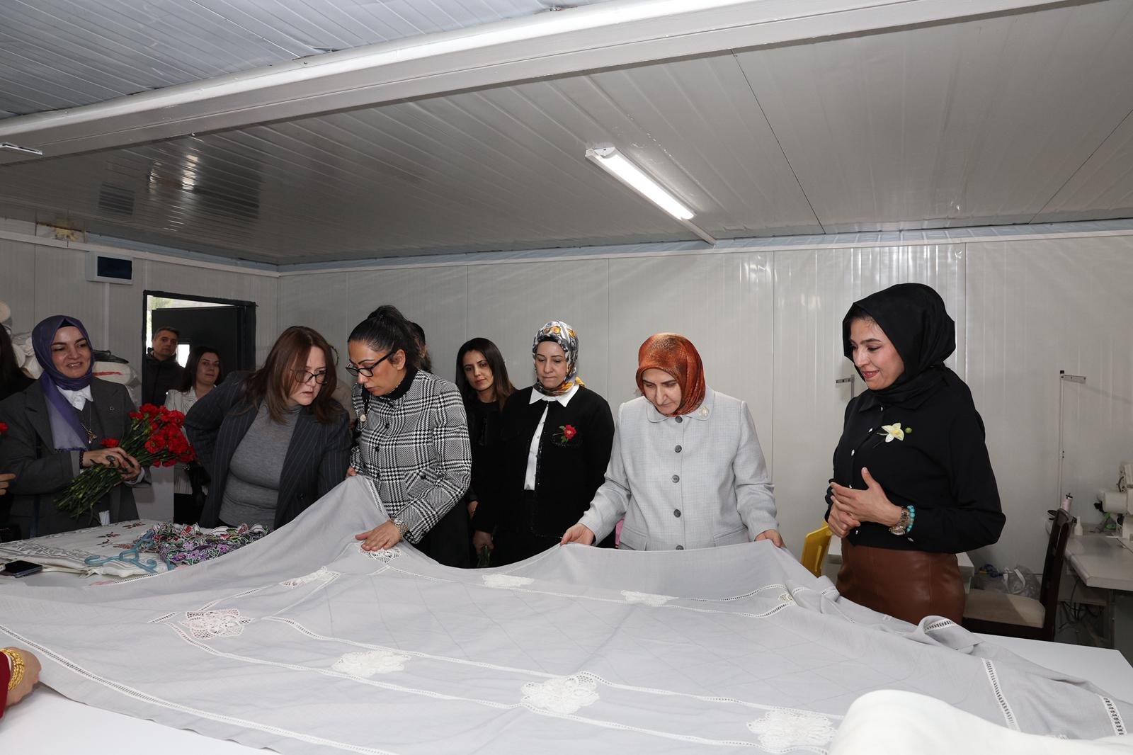 7253Afac Bf26 46Fb 8D02 2C413484C198