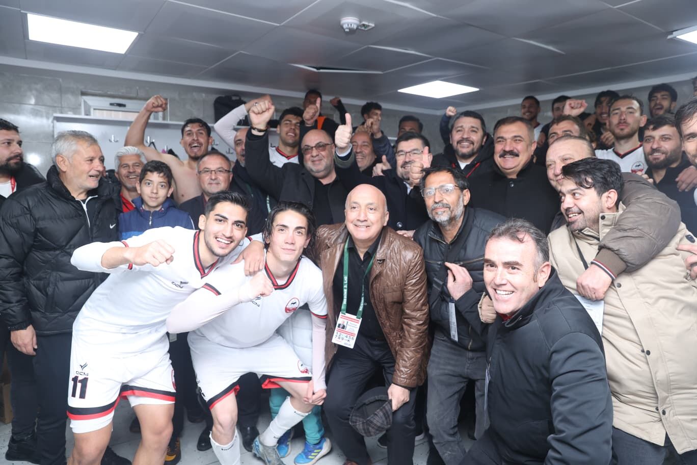 8A7Da10F A4Df 42Ff 813E 550136C3E133