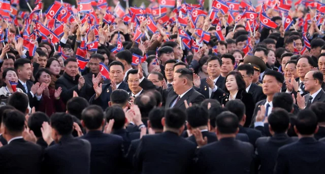 Kim Den Trump A Tarihi Mesaj