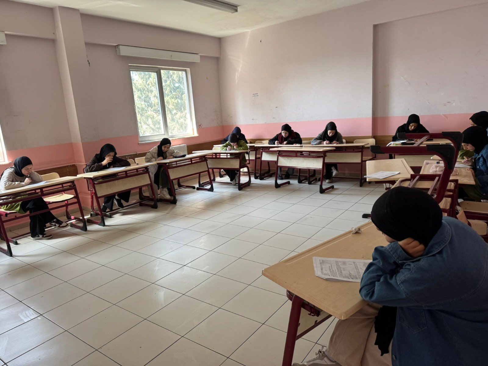 5C43D258 3951 4D53 9A8A 9E590Ebeee49