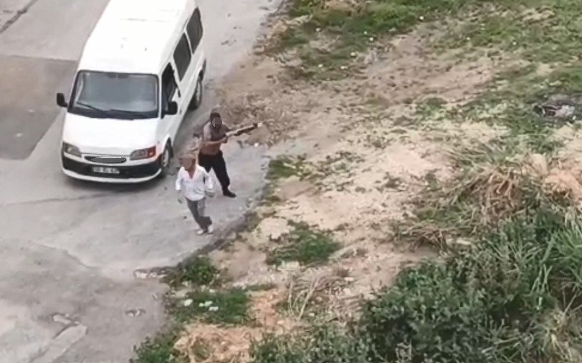 Dün kavga ettiler, Bugün kurşun yağdırdılar