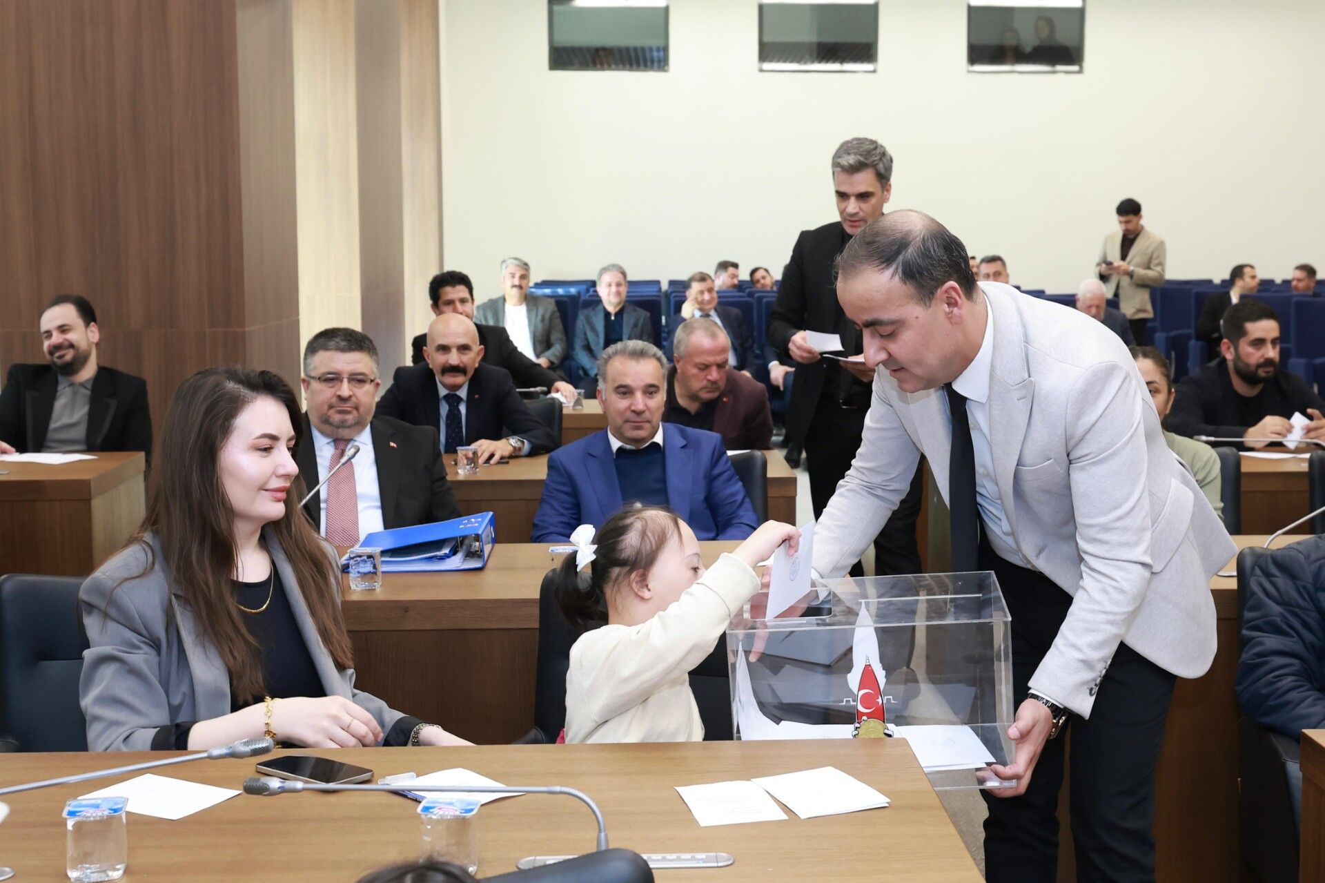 B003847D B04D 497B A559 47D4D783F1B0