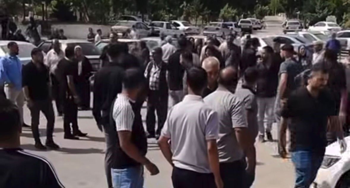 Asri mezarlık’ta yoğun silah sesleri! Cenaze töreni sırasında kurşunlar yağdı