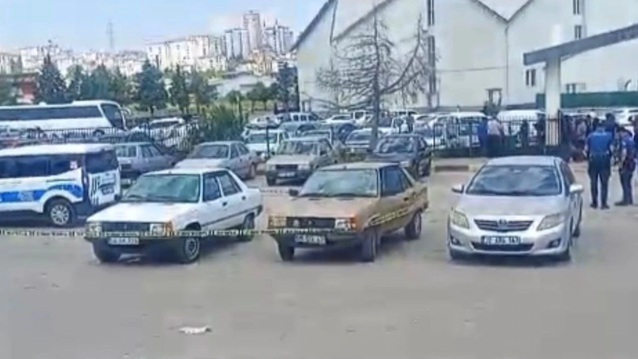 Gaziantepte Mezarlikta Silahli Catisma 2 Kisinin Yaralandigi Panik Anlari Kamerada
