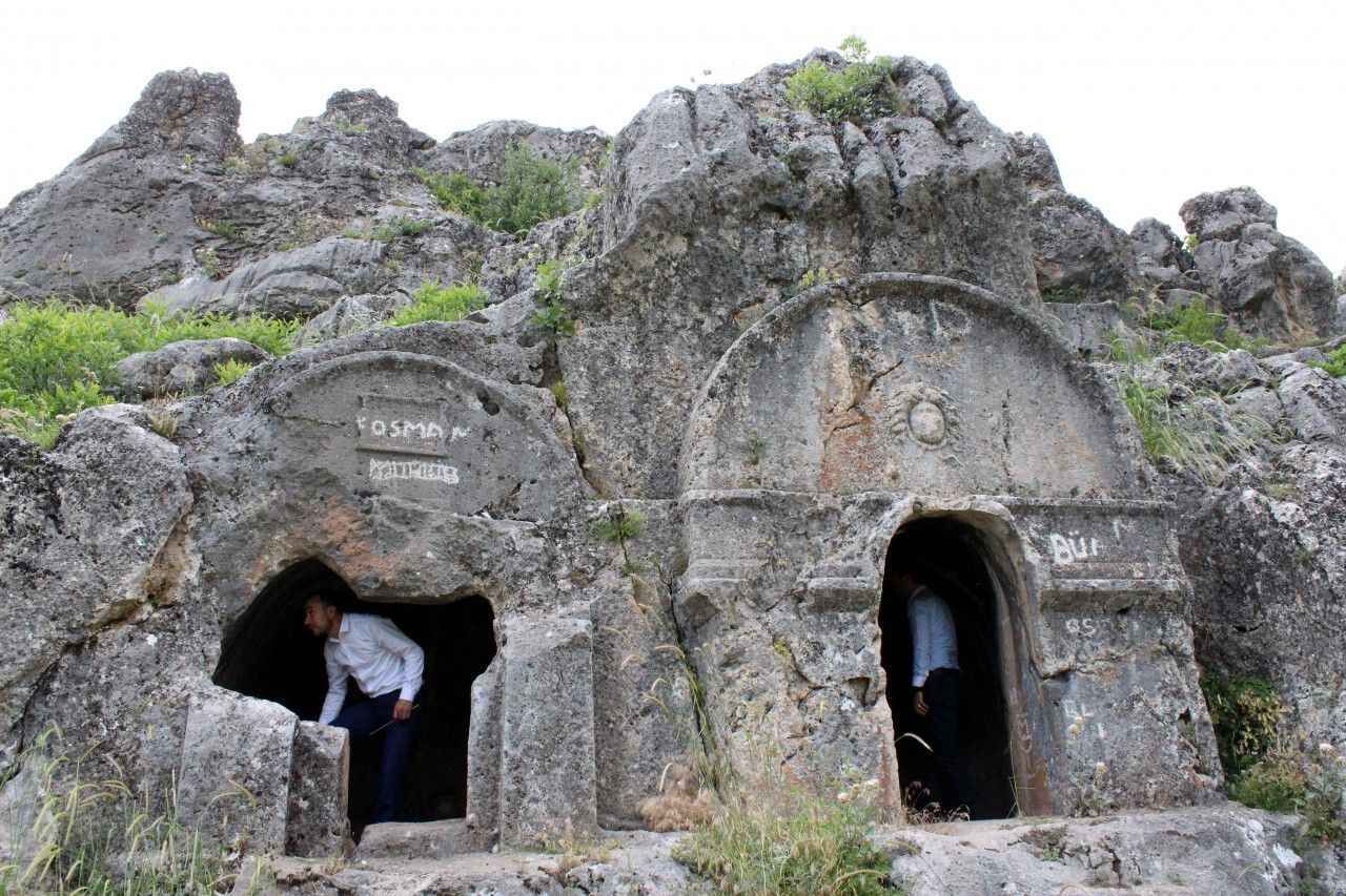 Kahramanmarasta Daglarin Altindaki Tarih (2)