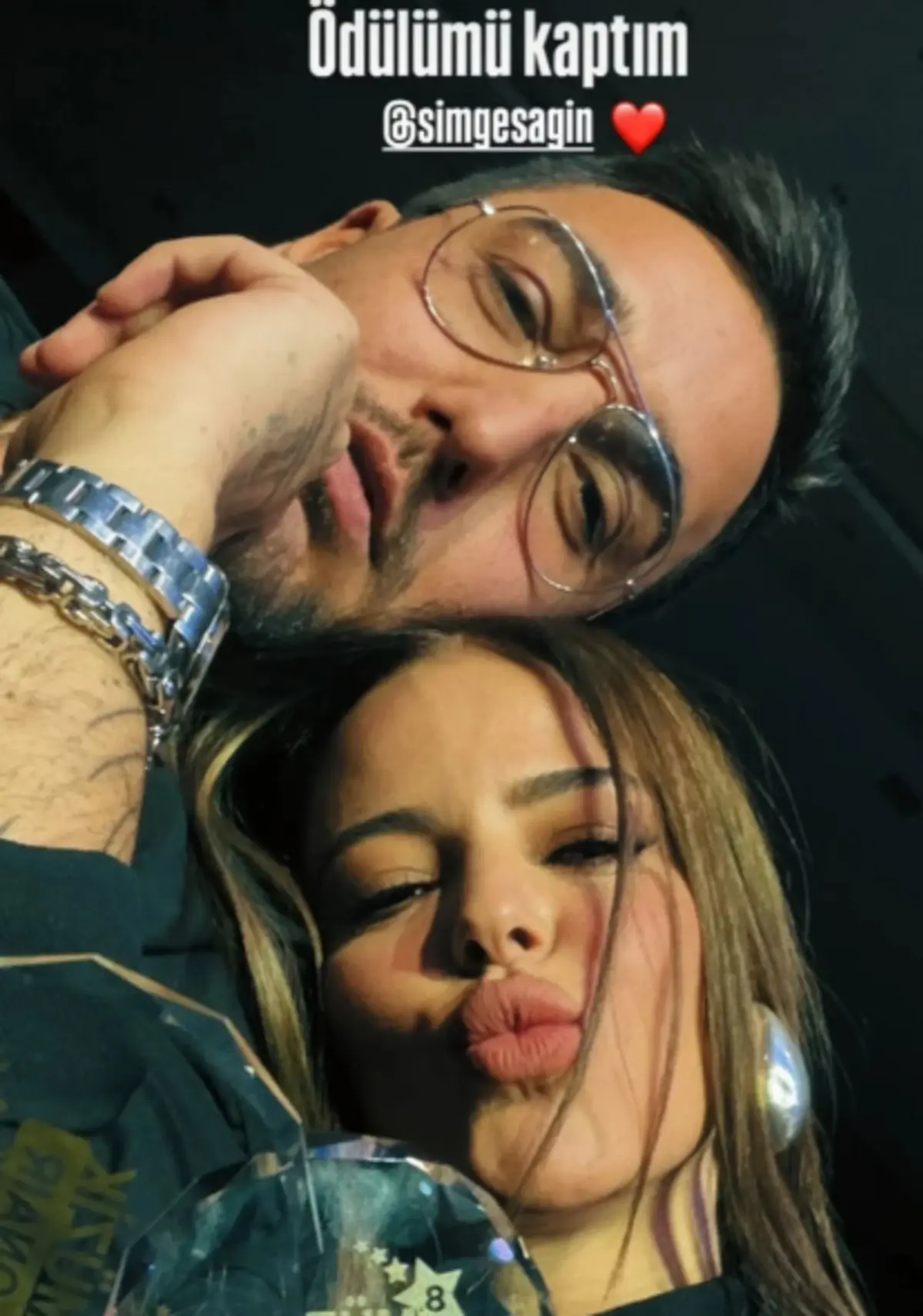 Simge Sagin Ve Ilkay Sencan Her Seyi Tek Kalemde Sildi22