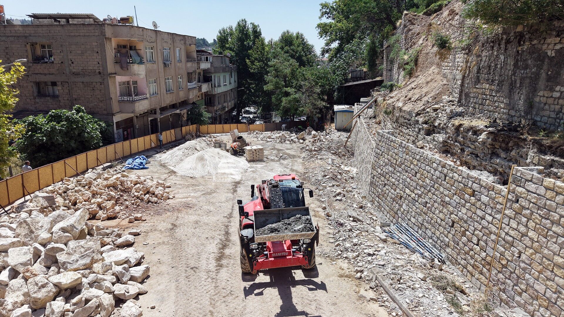Tarihi Kahramanmaras Kalesi Eski Ihtisamina Kavusuyor Kanalmaras (4)