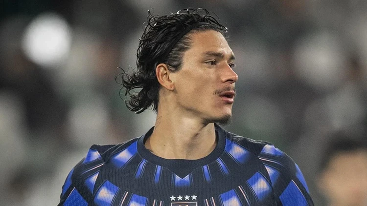 Darwin Nunez Transfer Beskas.jpg23