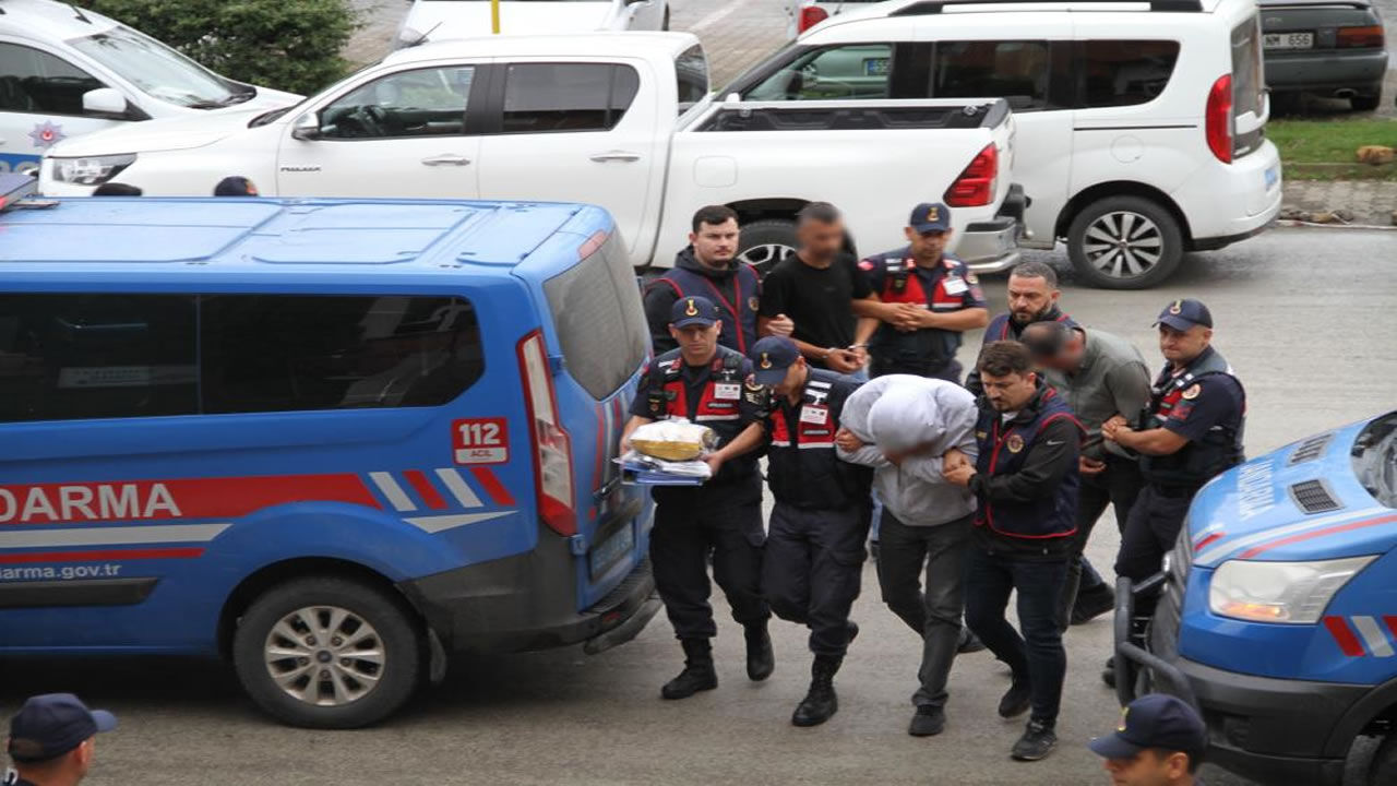73 yaşındaki adama ‘kargo’ oyunu: 17 milyon TL’lik senet iddiası