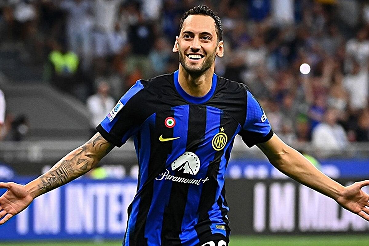 Gorusmeler Basladi Hakan Calhanoglu Imzayi Atiyor 3873718D04 Amp