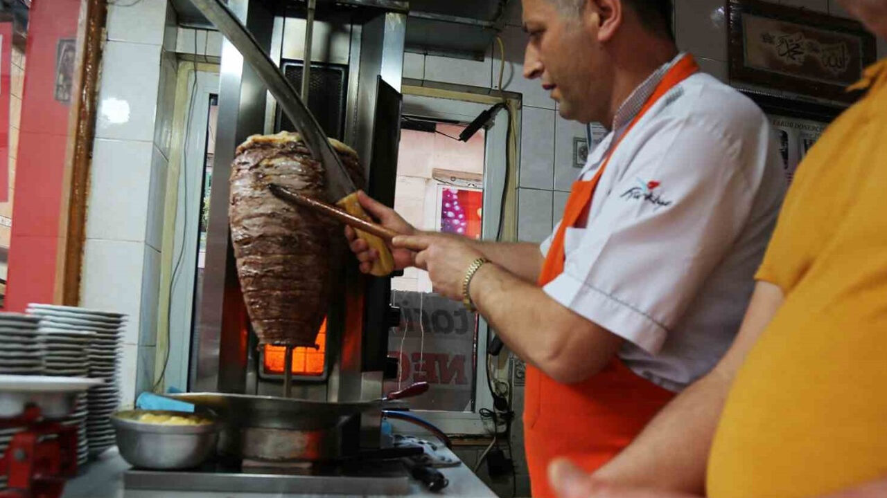 Kahramanmaraş’ta sucuk ve dönerde yeni dönem: Bakanlık düğmeye bastı
