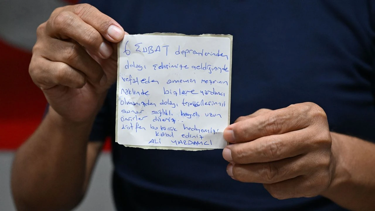 Kahramanmarastan 35 Yil Sonra Tesekkur Antalyada Duygulandirdi 5