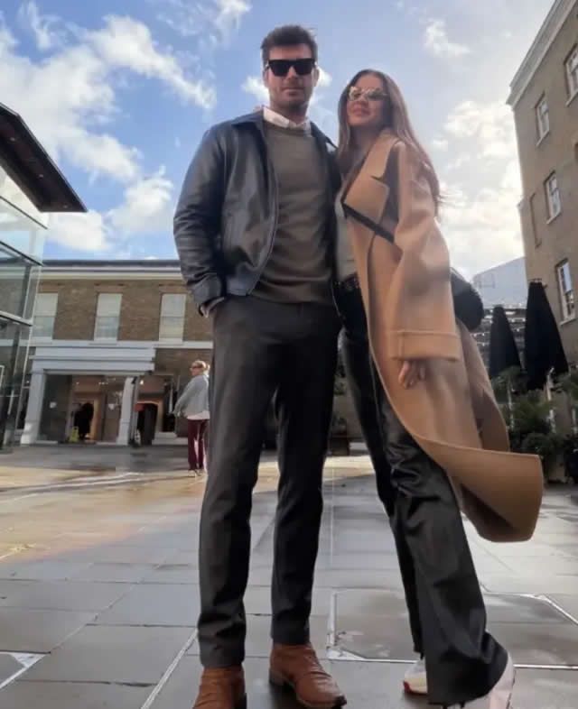 Basak Dizerden Kivanc Tatlituga Ask Dolu Kutlama6