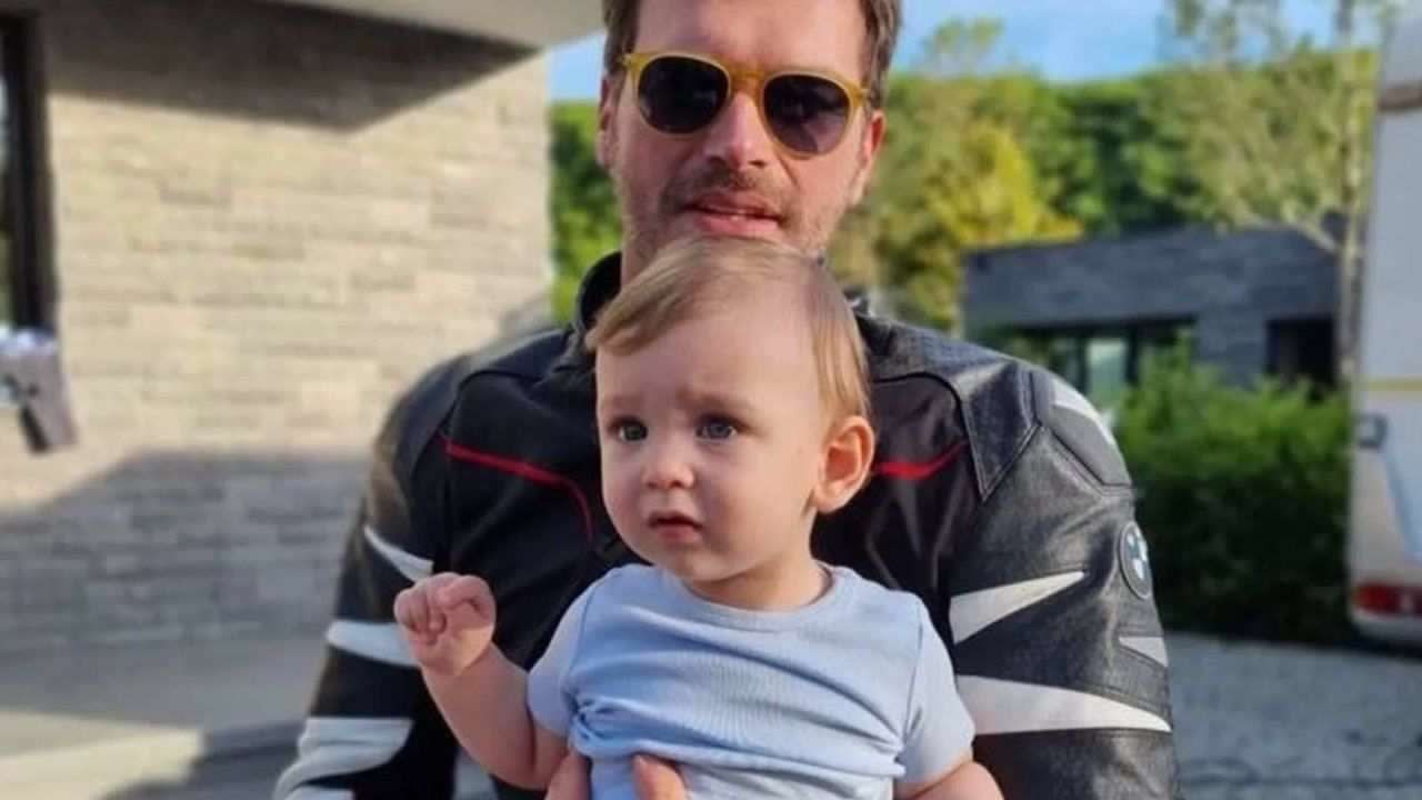 Basak Dizerden Kivanc Tatlituga Ask Dolu Kutlama66