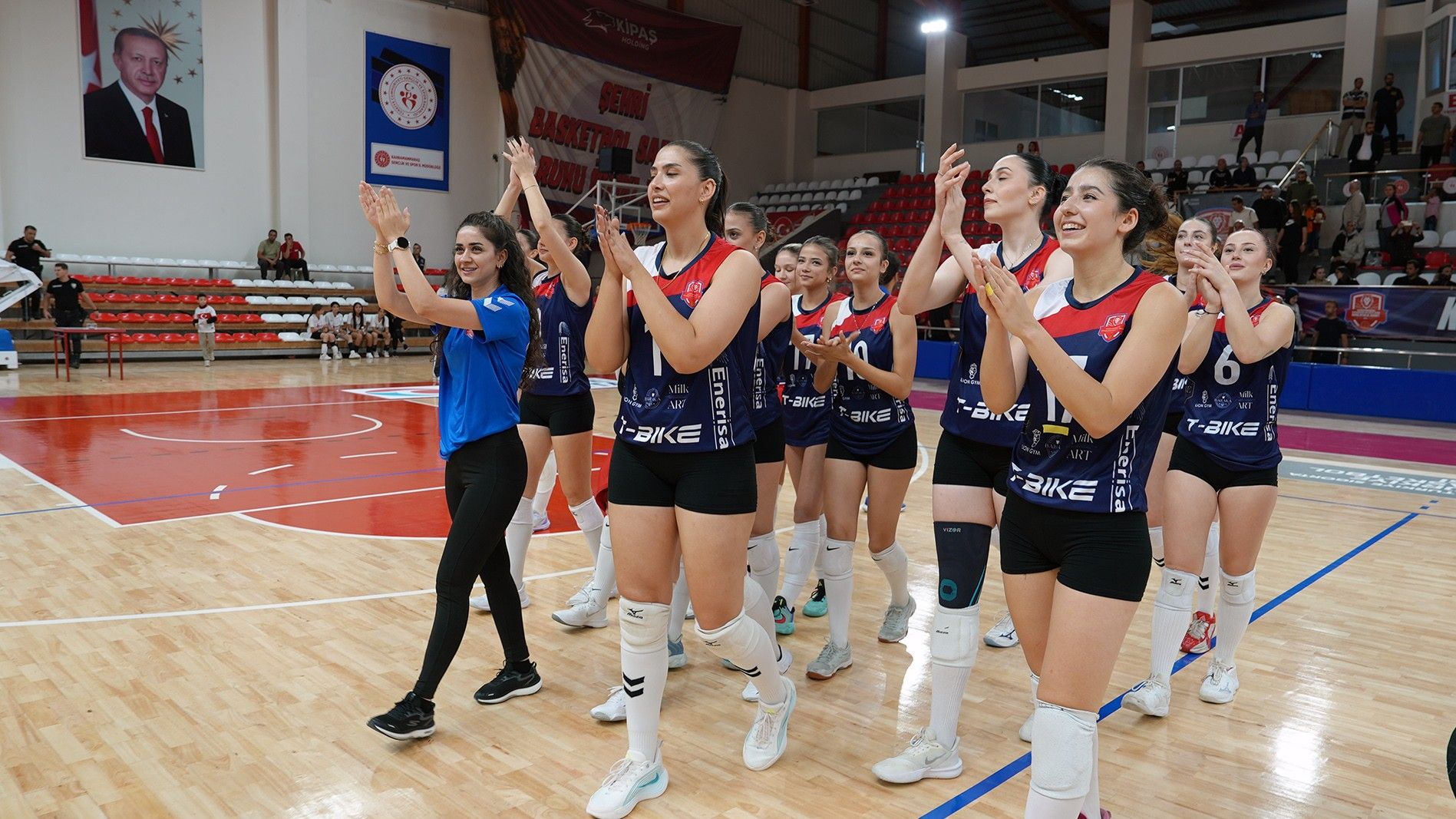Büyükşehir Belediye Spor (2)-1