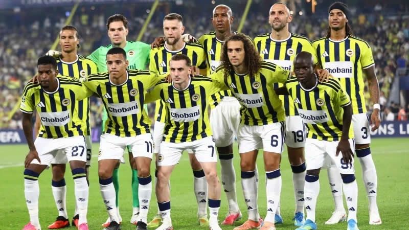 Fenerbahcede Dikkat Ceken Sessizlik 7 Futbolcudan Veda Yok2