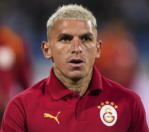 Galatasarayda Kadro Degisiyor Okan Buruk Kararini Verdi32