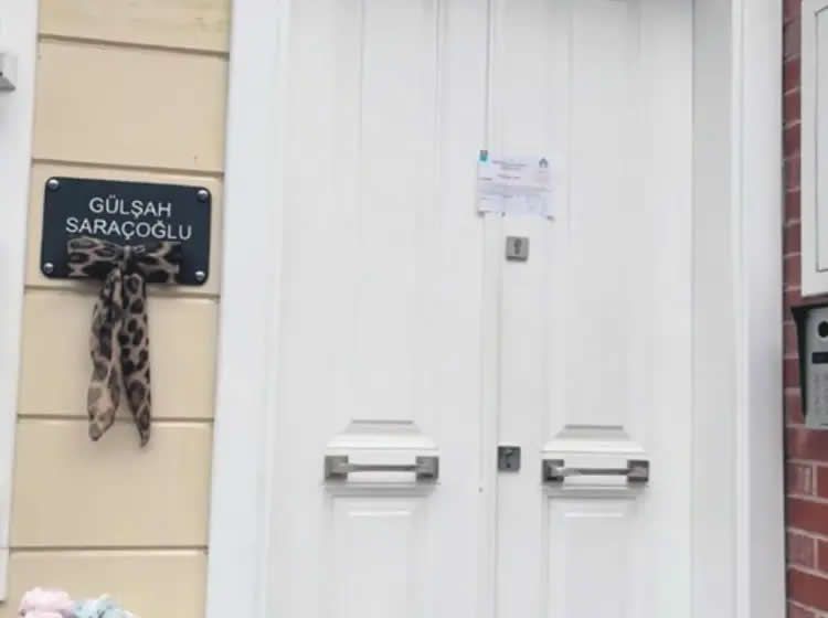 Gulsah Saracoglunun Modaevi Muhurlendi63