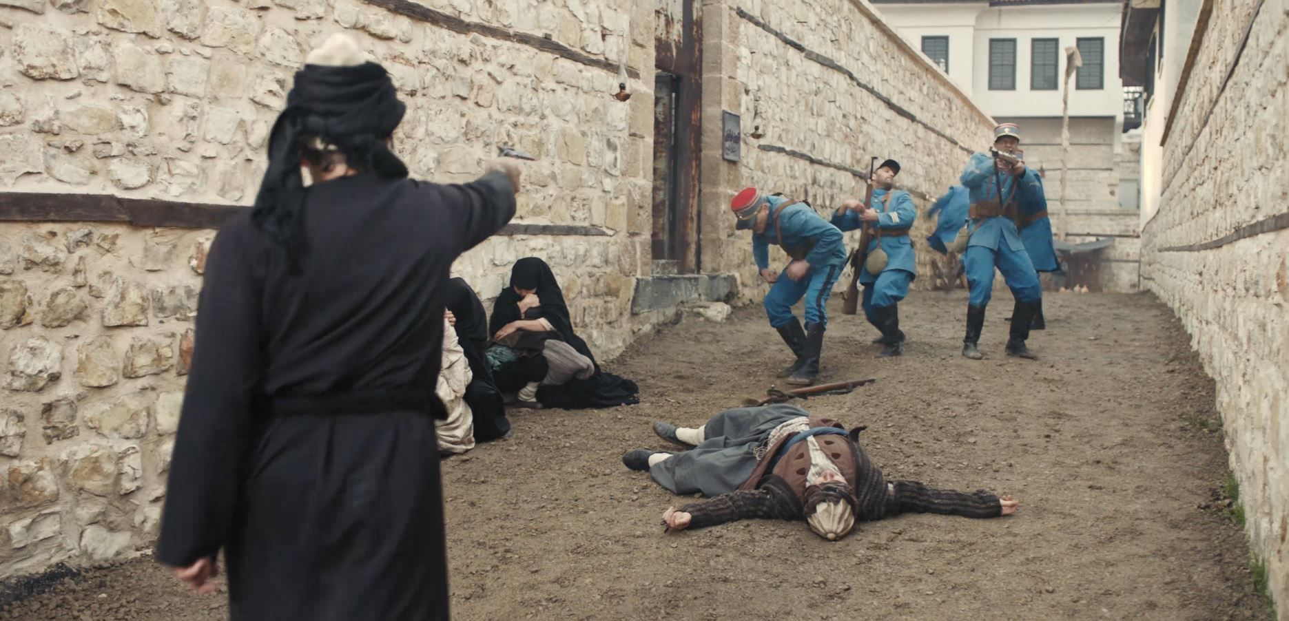 İlk Kurşun (1)