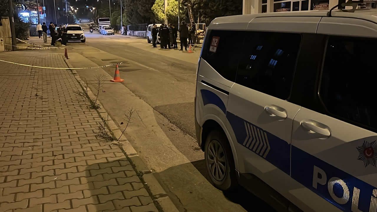 Kahramanmaraş’ta silahlı saldırı! Polis 2 şüphelinin peşinde