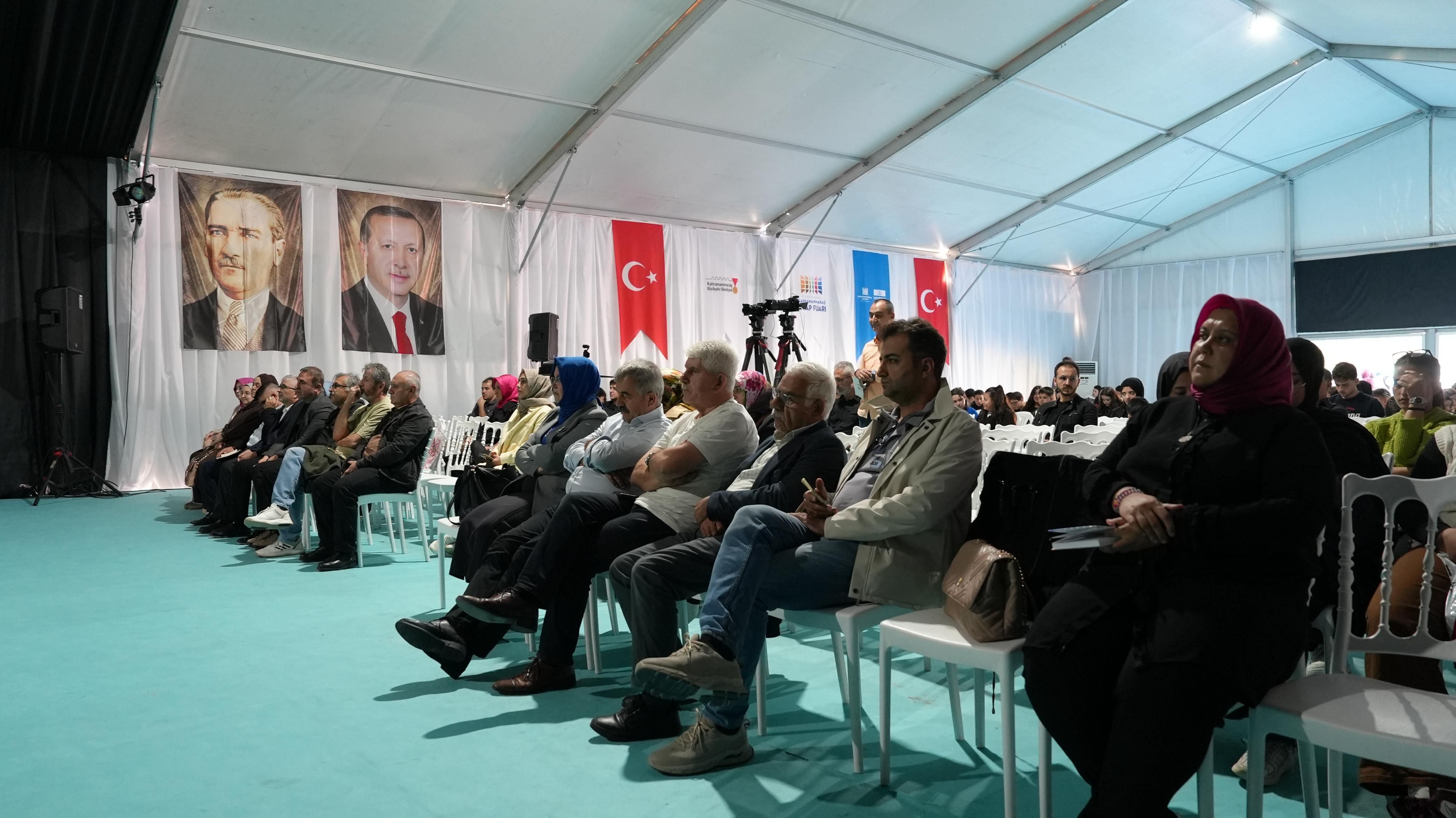 Nuri Pakdil'i Anma Programı8