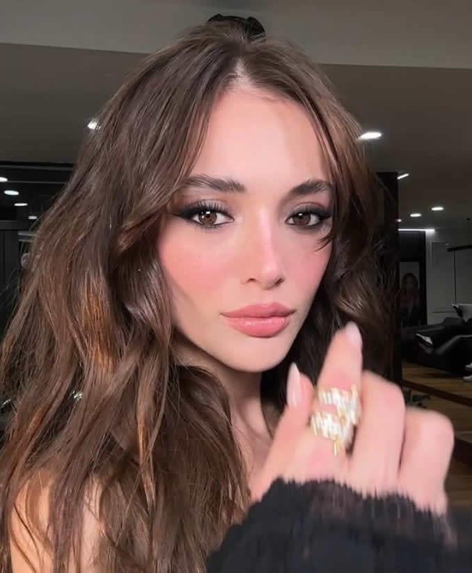 Rabia Soyturkun Yeni Aski Besiktas Camiasindan Cikti223