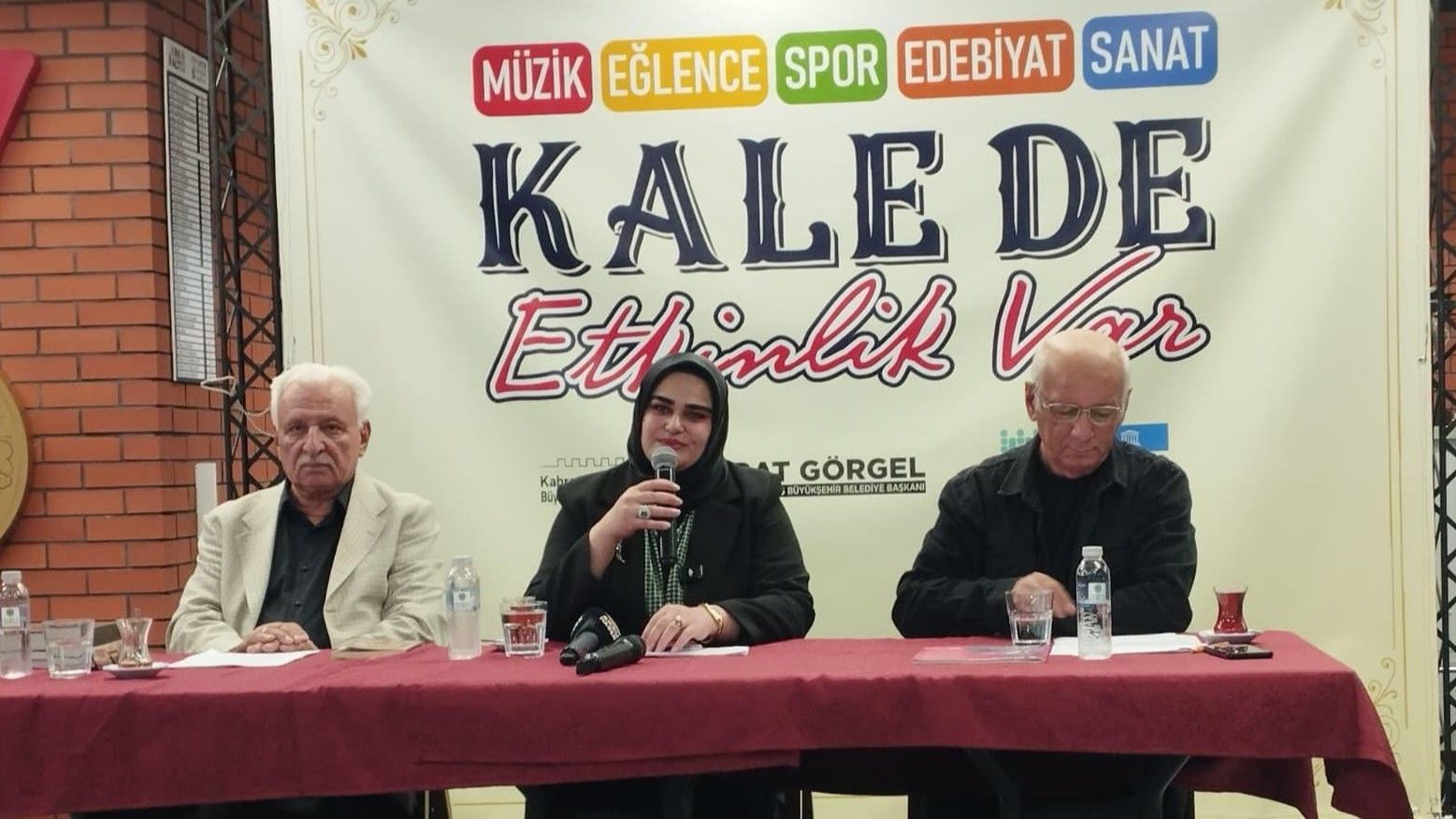 Söyleşi (4)